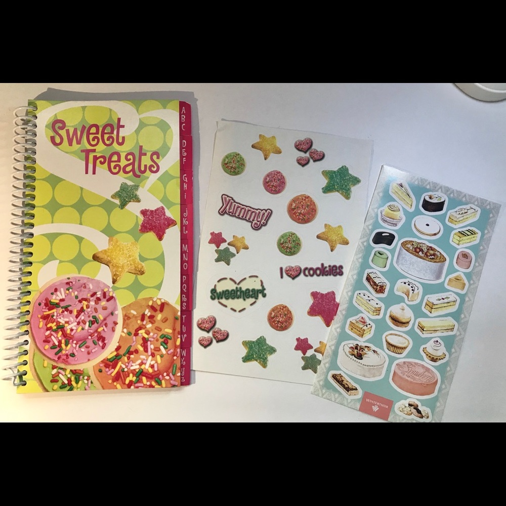 💓3/ $15 Sweet treats stationery set stickers cupcakes